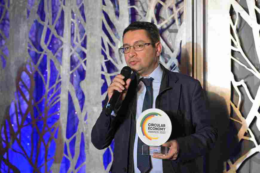 Χάλκινο βραβείο για τον Δήμο Λοκρών στα Circular Economy Αwards 2023 για την ανακύκλωση ρούχων