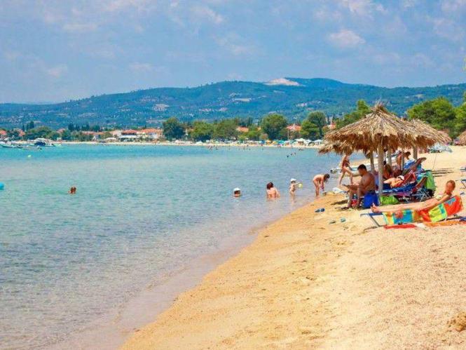 Δήμος Σιθωνίας: Τροπολογία θα δώσει λύση στο θέμα των αμμοκρατών στην παραλία της Νικήτης